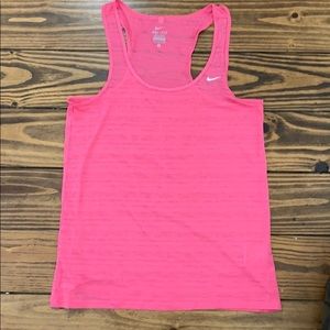 Pink Nike tank size Small‎